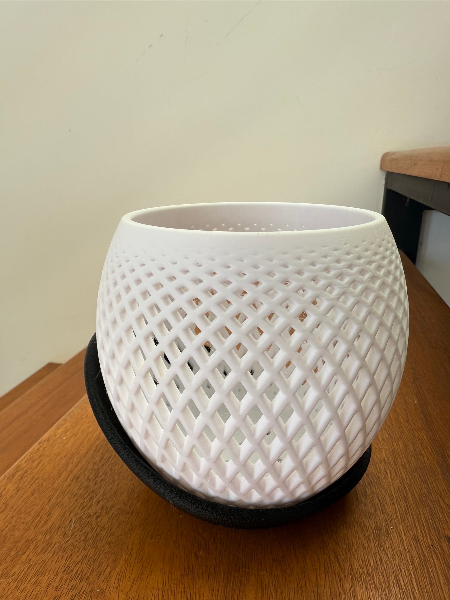 Vaso Aerado para Orquídeas – Ideal para Brotação e Beleza